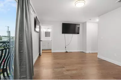 22B Arcadia Pl, Union Township, NJ 07088 - Photo 15