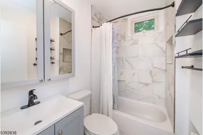 331 Diamond Bridge Ave #1, Hawthorne, NJ 07506 - Photo 11