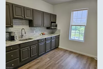 5 Walter E Foran Blvd, Raritan Township, NJ 08822 - Photo 7