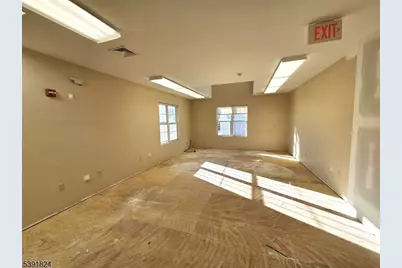 5 Walter E Foran Blvd, Raritan Township, NJ 08822 - Photo 7