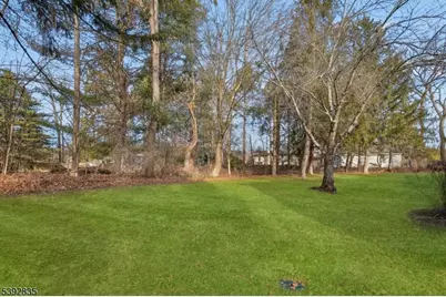 13 Winding Brook Rd, Hamburg, NJ 07419 - Photo 7