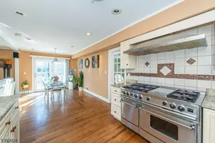 11 Mountain Way S, West Orange Township, NJ 07052 - Photo 11