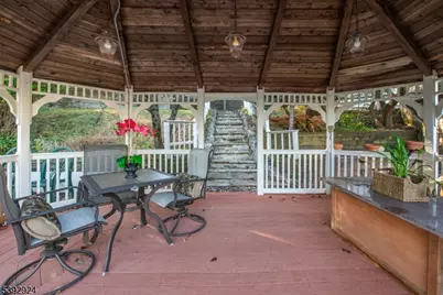 11 Mountain Way South, West Orange Township, NJ 07052 - Photo 37