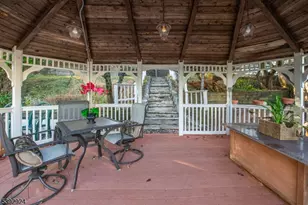 11 Mountain Way S, West Orange Township, NJ 07052 - Photo 37