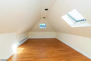 11 Mountain Way S, West Orange Township, NJ 07052 - Photo 21