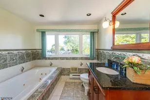 11 Mountain Way S, West Orange Township, NJ 07052 - Photo 17