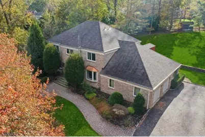 71 Cayuga Way, Millburn, NJ 07078 - Photo 1