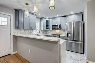 284 S 6th St, Newark, NJ 07103 - Photo 11