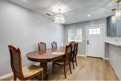 284 S 6th St, Newark, NJ 07103 - Photo 13