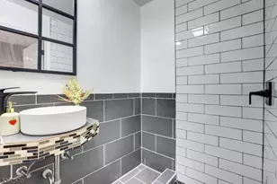 284 S 6th St, Newark, NJ 07103 - Photo 15