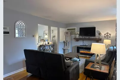 42 Willow Way, Wanaque, NJ 07465 - Photo 3