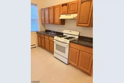 403 S Clinton St, East Orange, NJ 07018 - Photo 3
