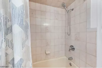 566 2nd Ave, Elizabeth, NJ 07202 - Photo 13