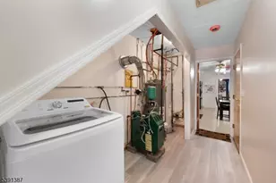 566 2nd Ave, Elizabeth, NJ 07202 - Photo 5