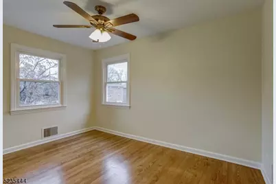 40 Elm St, Madison, NJ 07940 - Photo 13