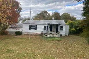 11 Kline Blvd, Readington, NJ 08889 - Photo 1