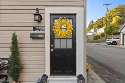 88 Stanhope Rd, Sparta Township, NJ 07871 - Photo 5