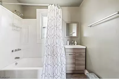 46 Norwood Ave, Irvington, NJ 07111 - Photo 9