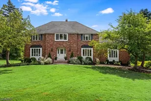 7 Oxford Dr, Clinton Township, NJ 08801 - Photo 1