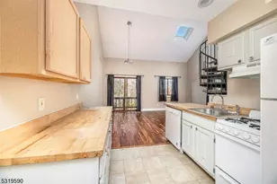 5 Sugar Loaf Ct, Vernon, NJ 07462 - Photo 3