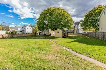 25 Canal St, Raritan, NJ 08869 - Photo 19