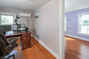 25 Canal St, Raritan, NJ 08869 - Photo 13