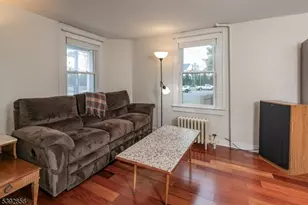 25 Canal St, Raritan, NJ 08869 - Photo 5