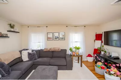 41 Church St, Lambertville, NJ 08530 - Photo 9