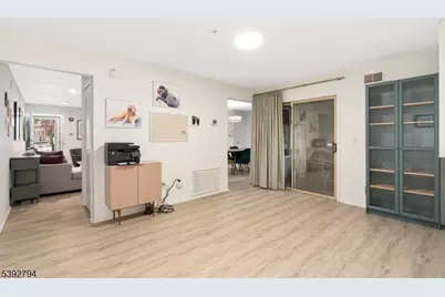 42 Larkin Cir, West Orange Township, NJ 07052 - Photo 11