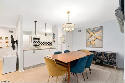 42 Larkin Cir, West Orange Township, NJ 07052 - Photo 9