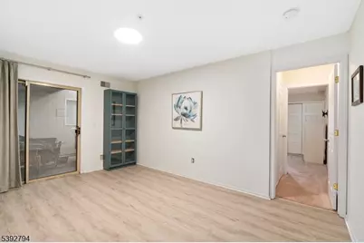 42 Larkin Cir, West Orange Township, NJ 07052 - Photo 13