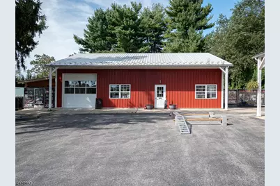 201 Lows Hollow Rd, Lopatcong Township, NJ 08886 - Photo 11