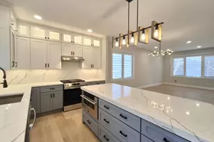 428 Railroad Ave, Old Bridge Township, NJ 08879 - Photo 3