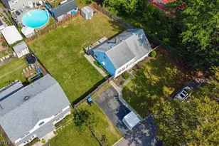 990 Rebecca Pl, Woodbridge Township, NJ 08830 - Photo 17