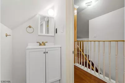 990 Rebecca Pl, Woodbridge Township, NJ 08830 - Photo 33