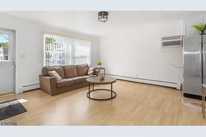 990 Rebecca Pl, Woodbridge Township, NJ 08830 - Photo 19