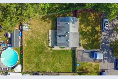 990 Rebecca Pl, Woodbridge Township, NJ 08830 - Photo 15