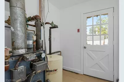 990 Rebecca Pl, Woodbridge Township, NJ 08830 - Photo 35