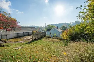 126 Prospect St, Dover, NJ 07801 - Photo 19