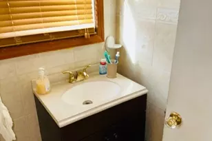 569 Cornell St, Perth Amboy, NJ 08861 - Photo 7