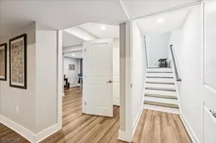 17 E Hartwick Dr, Montgomery Township, NJ 08558 - Photo 27