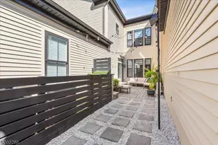 17 E Hartwick Dr, Montgomery Township, NJ 08558 - Photo 39