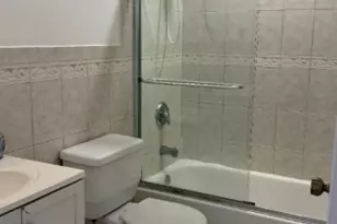 324 Sharon Garden Ct, Woodbridge Township, NJ 07095 - Photo 11