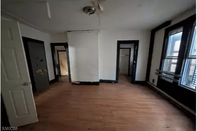 116 Mayor Gibson, Newark, NJ 07104 - Photo 3