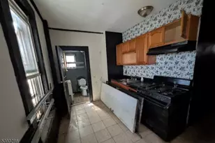 116 Mayor Gibson, Newark, NJ 07104 - Photo 5