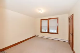 91 Mawhinney Ave, Hawthorne, NJ 07506 - Photo 7