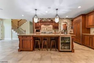 152 White Bridge Rd, Franklin Township, NJ 08867 - Photo 11