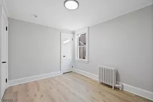 897 Port Reading Ave, Woodbridge Township, NJ 07064 - Photo 11