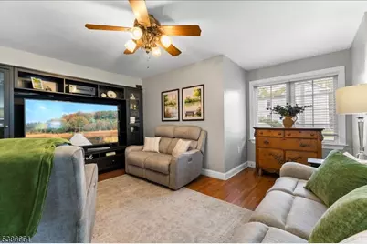 241 Depue St, Belvidere, NJ 07823 - Photo 13