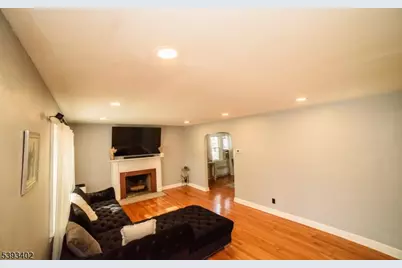 415 19th Ave, Paterson, NJ 07504 - Photo 5